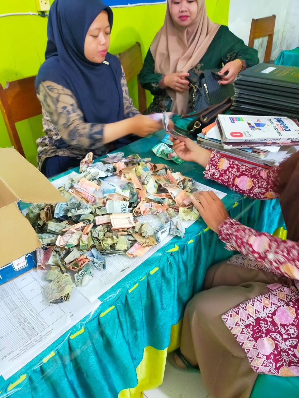 Empati MTsN 2 Sungai Penuh: Tangis Duka Orang Tua Salsabila Menggema