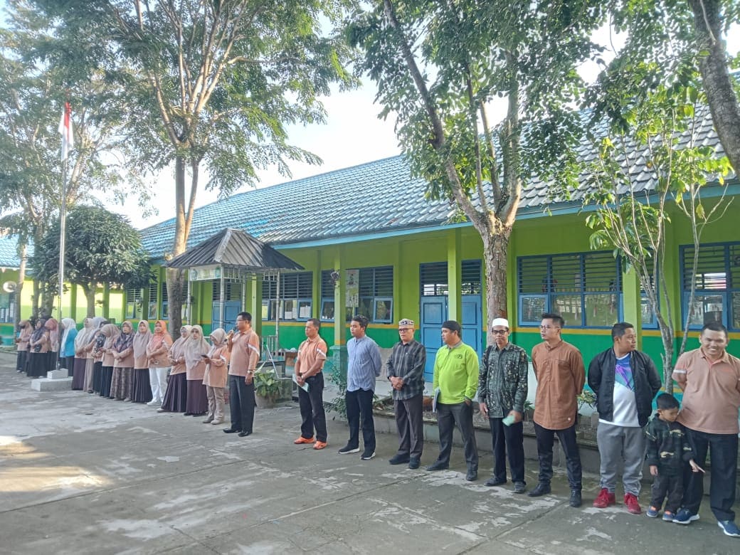 Kunjungan Edukatif: MAN 2 Sungai Penuh dan SMKN 1 Sungai Penuh Berbagi Pengalaman dengan MTsN 2 Sungai Penuh