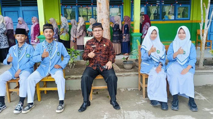 Pemilihan OSIM MTsN 2 Sungai Penuh, Taufiq dan Robil Raih Dukungan Terbanyak