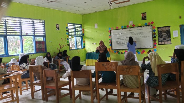 Latihan Rutin PMR MTsN 2 Sungai Penuh Tingkatkan Keterampilan Siswa