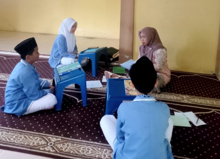 MTsN 2 Sungai Penuh Pacu Prestasi, Siswa Digembleng Hadapi Olimpiade Madrasah Indonesia