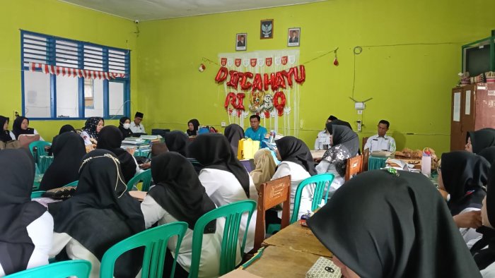 Tingkatkan Kualitas Madrasah, Kepala MTsN 2 Sungai Penuh Gelar Briefing Bersama Tenaga Pendidik dan Tenaga Kependidikan