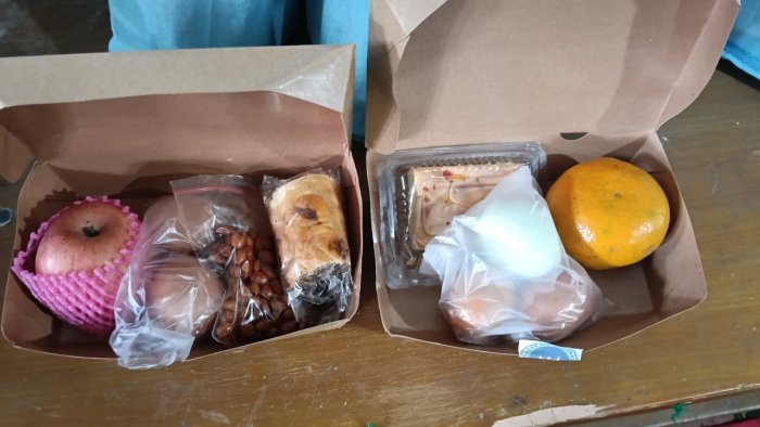 Dua Paket Sekaligus! Siswa MTsN 2 Terima Makanan Bergizi Gratis dari Pemerintah