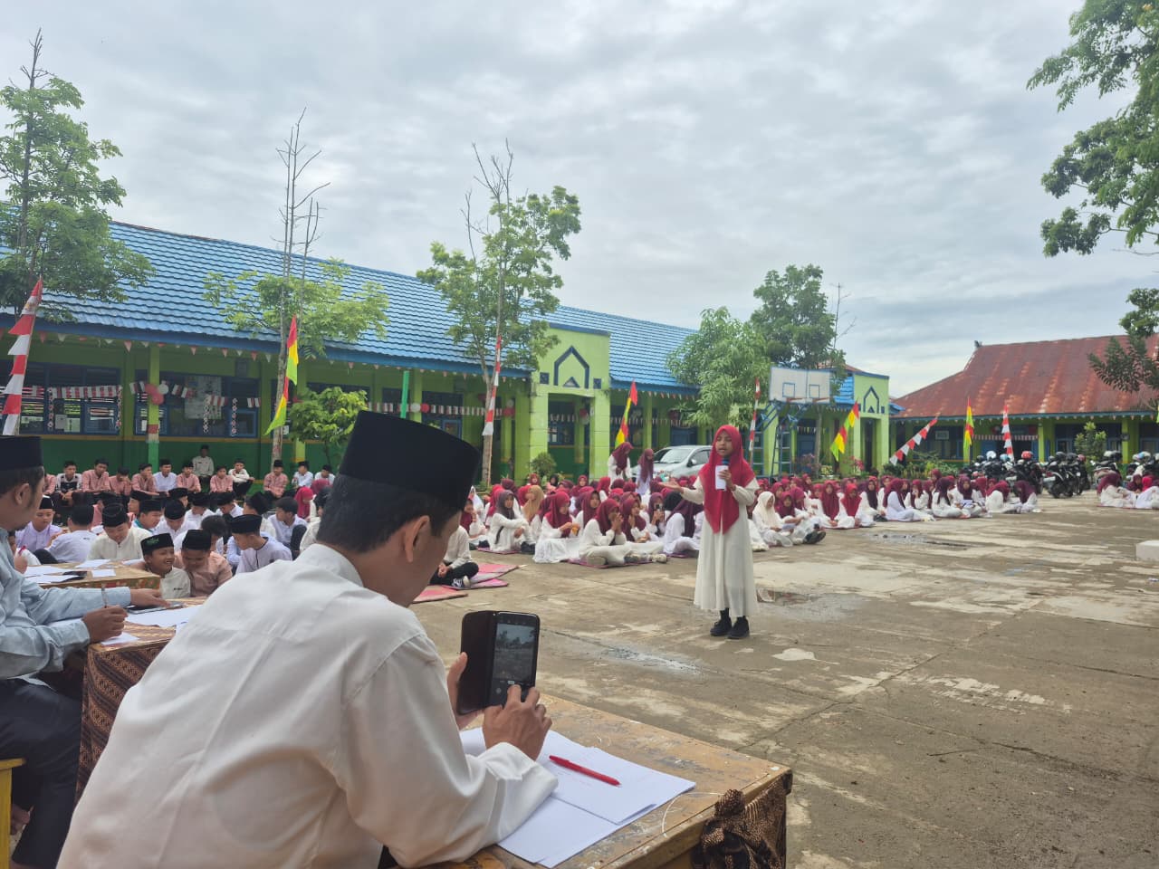 MTsN 2 Sungai Penuh Peringati HUT RI-80 dengan Lomba Kultum Bertema Islam dan Kebangsaan