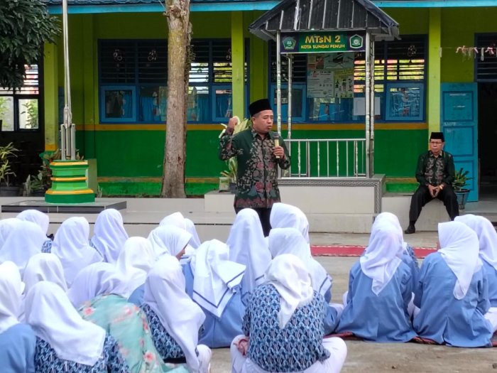 Pesantren Ramadan 1447 H di MTsN 2 Sungai Penuh: Siswa Praktik Sholat Idulfitri dan Dalami Rahasia Zakat Fitri